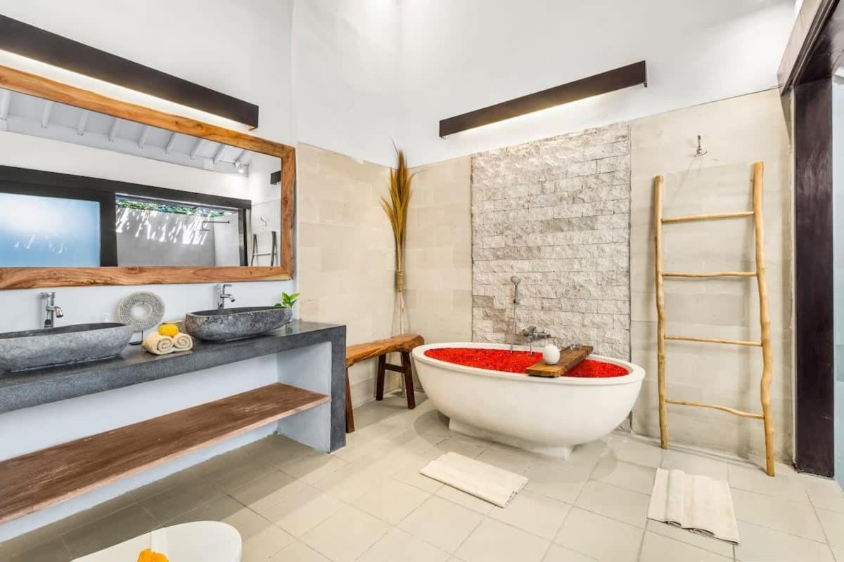 Villa New York - 4 Bdr Pool Luxury Villa, Next To The Forge Bali Seminyak Esterno foto