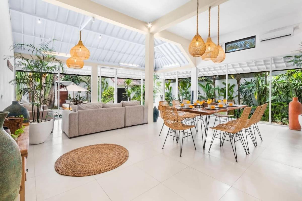Villa New York - 4 Bdr Pool Luxury Villa, Next To The Forge Bali Seminyak Esterno foto