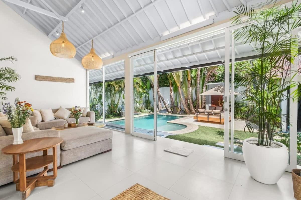 Villa New York - 4 Bdr Pool Luxury Villa, Next To The Forge Bali Seminyak Esterno foto